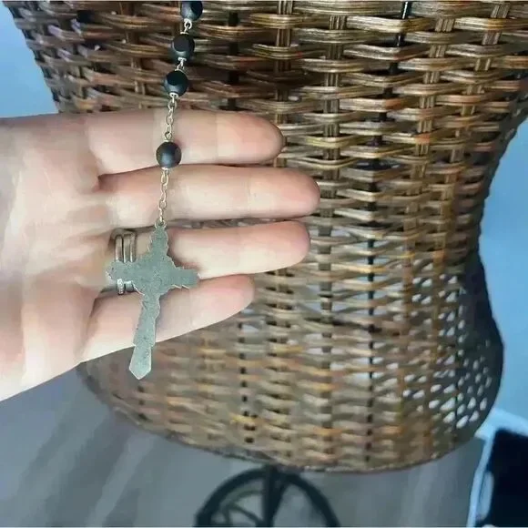 Vintage Carved wood bead st joseph rosary - Picture 6 of 7